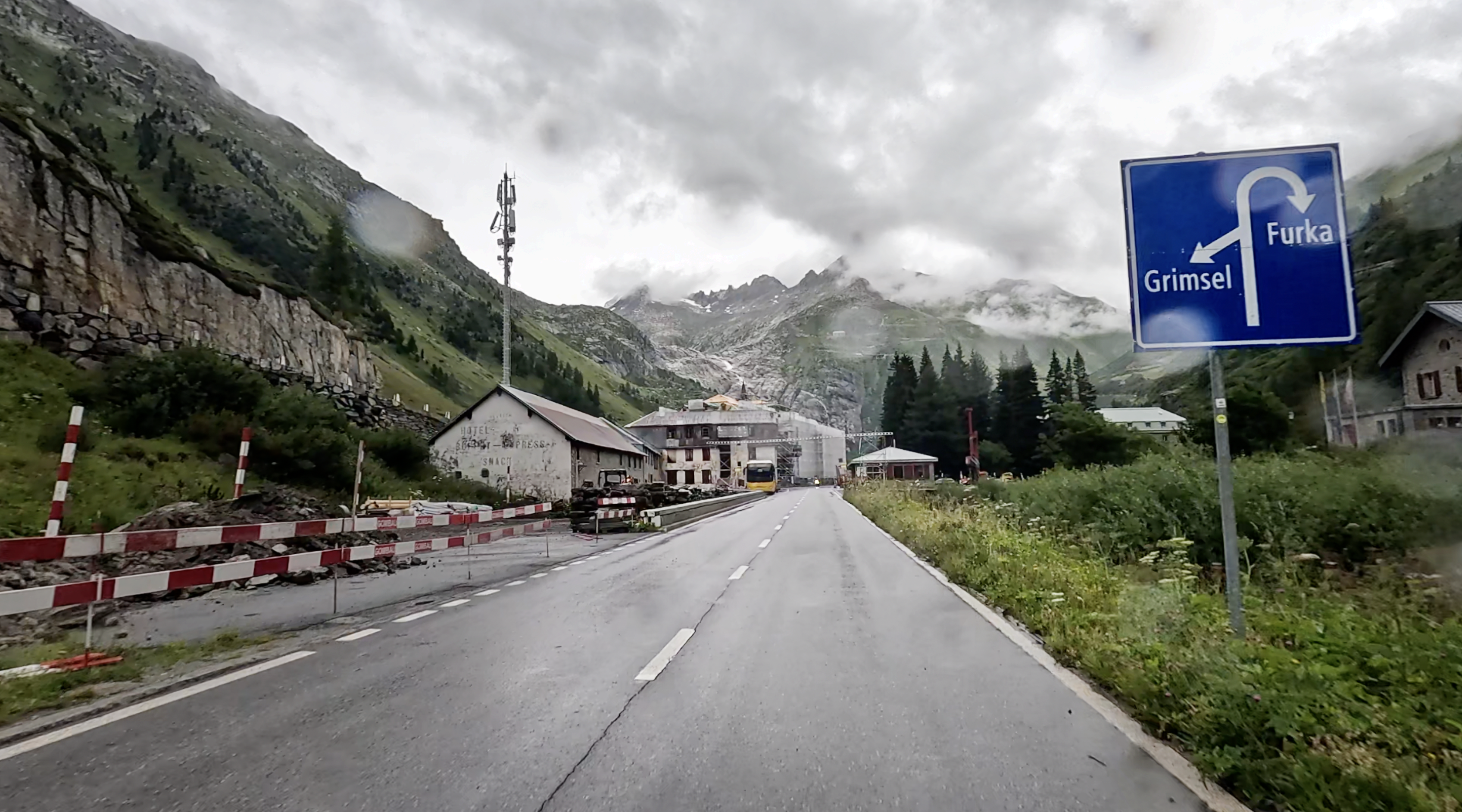 Tour 75: From one highlight to the next: The Alpine Passes Marathon between Thusis and Brig