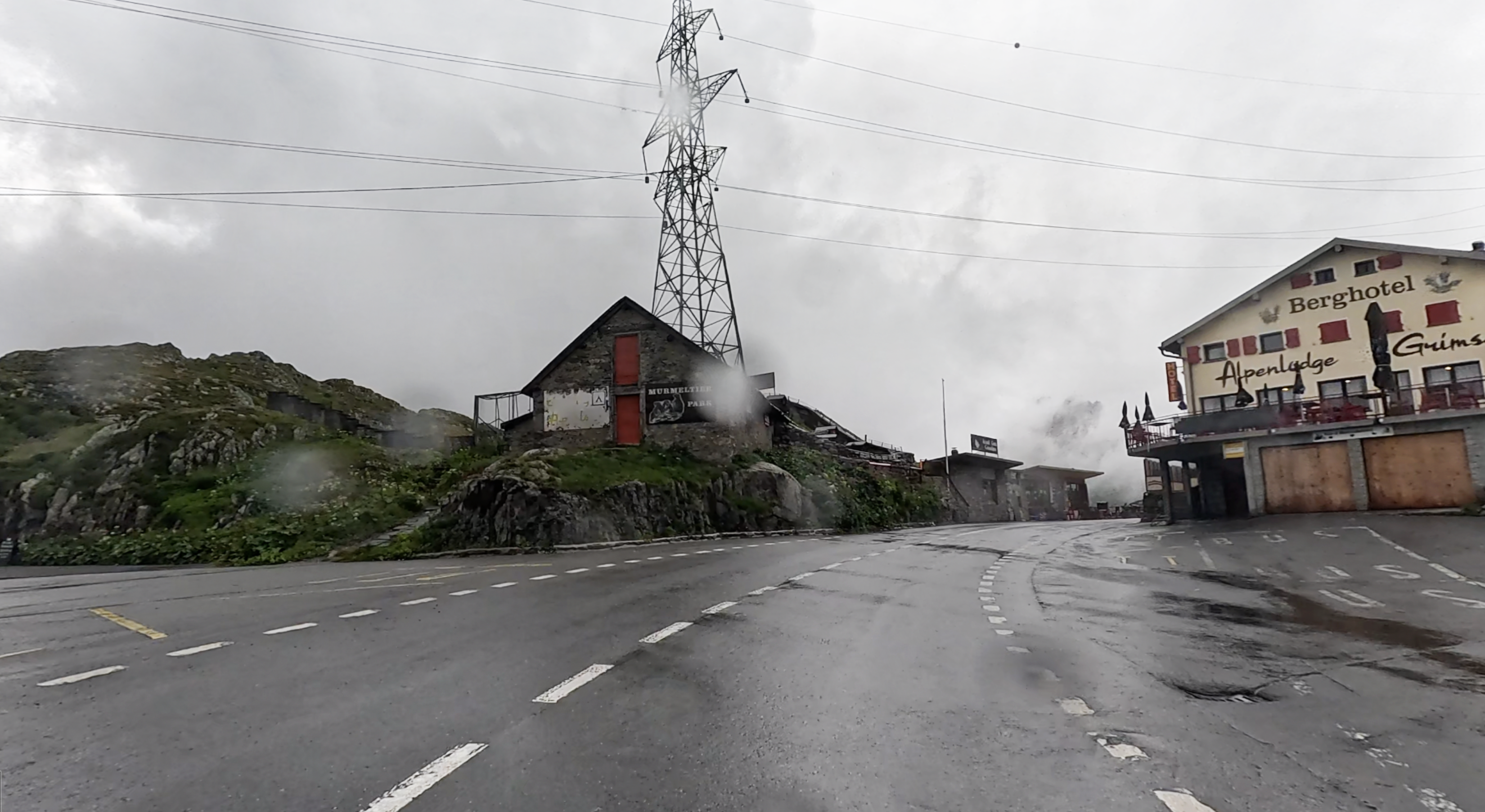 Tour 75: From one highlight to the next: The Alpine Passes Marathon between Thusis and Brig