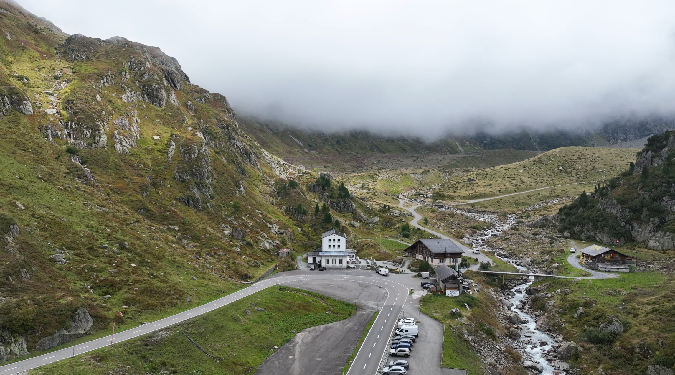 Tour 75: Von einem Highlight zum nächsten: Der Alpenpässe-Marathon zwischen Thusis und Brig