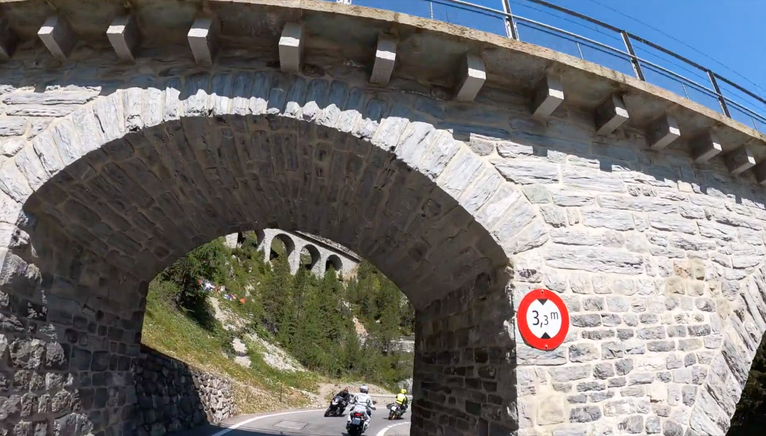 Tour 71: Der große Kurven-Marathon zwischen Thusis und Nauders