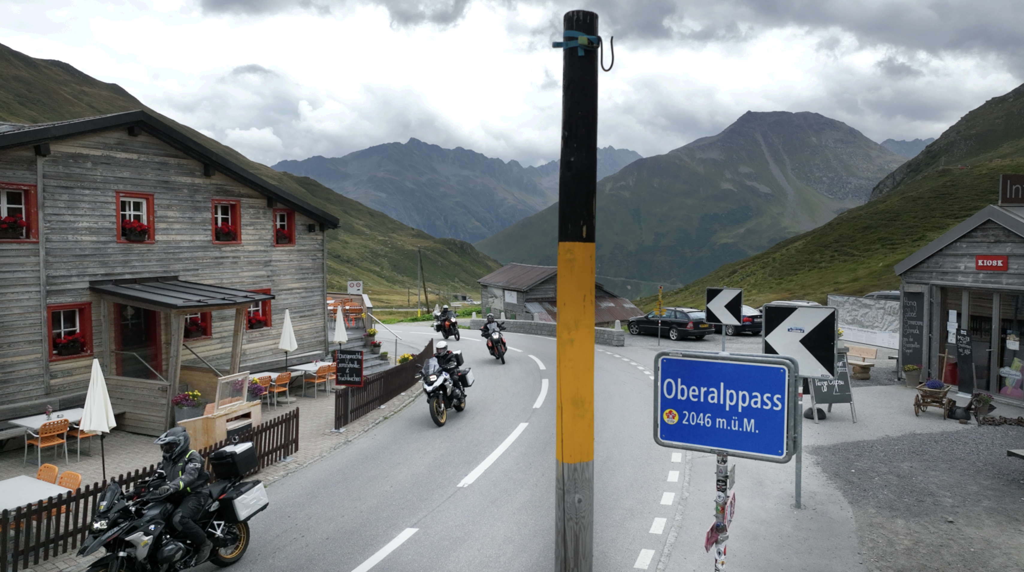 Tour 75: From one highlight to the next: The Alpine Passes Marathon between Thusis and Brig